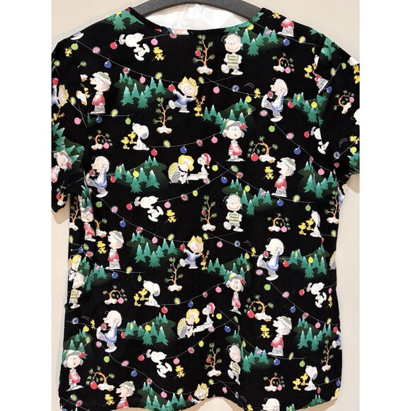 Charlie Brown Gang Medical Scrubs Snoopy Christmas XL EUC - Picture 10 of 14